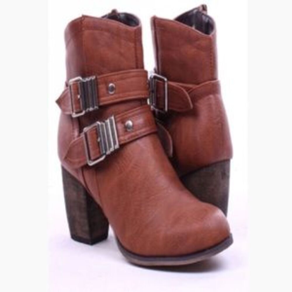Women's tan faux‎ leather buckle heel ankle boots